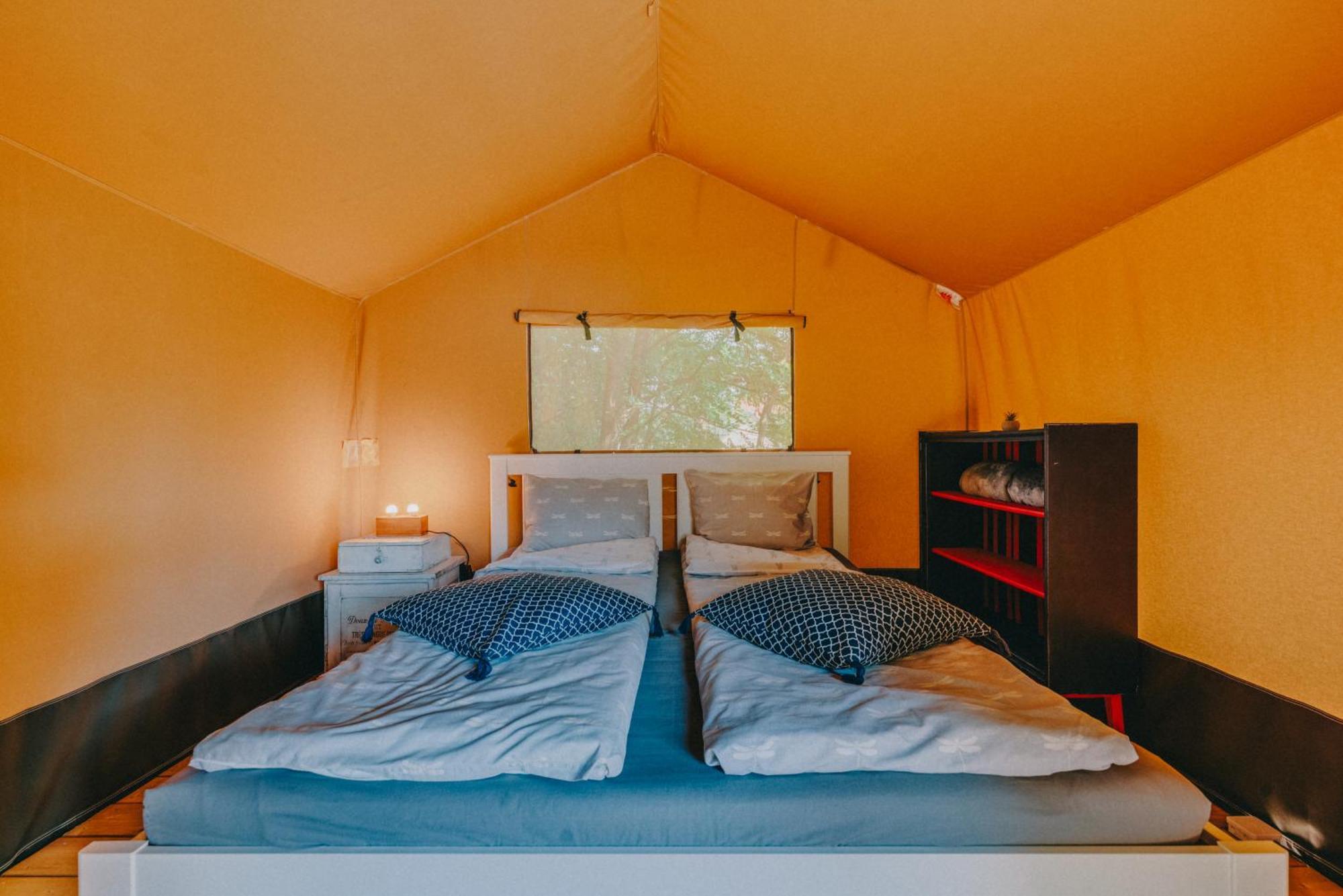 Готель Rendes Glamping Balatonrendes Екстер'єр фото