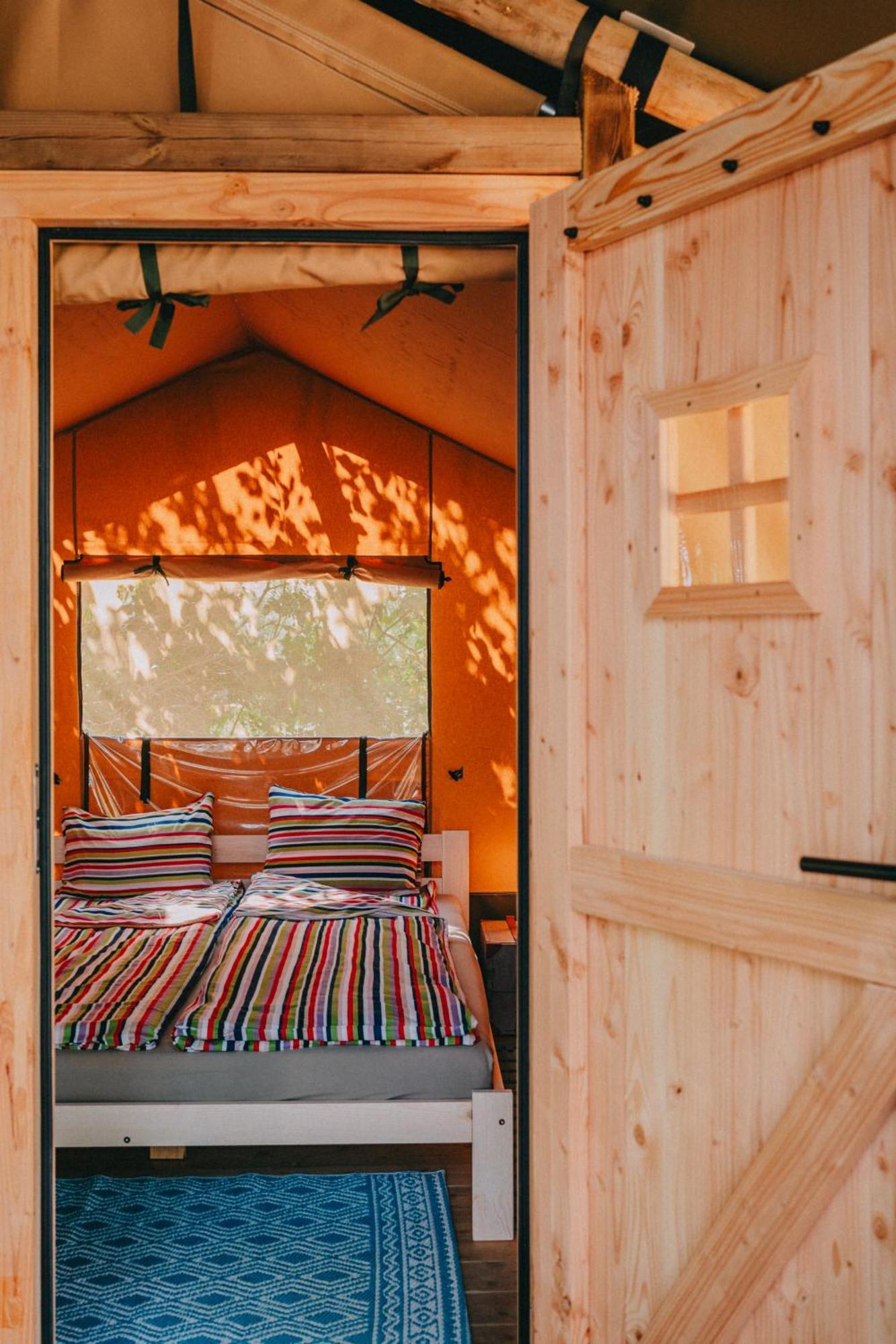 Готель Rendes Glamping Balatonrendes Екстер'єр фото