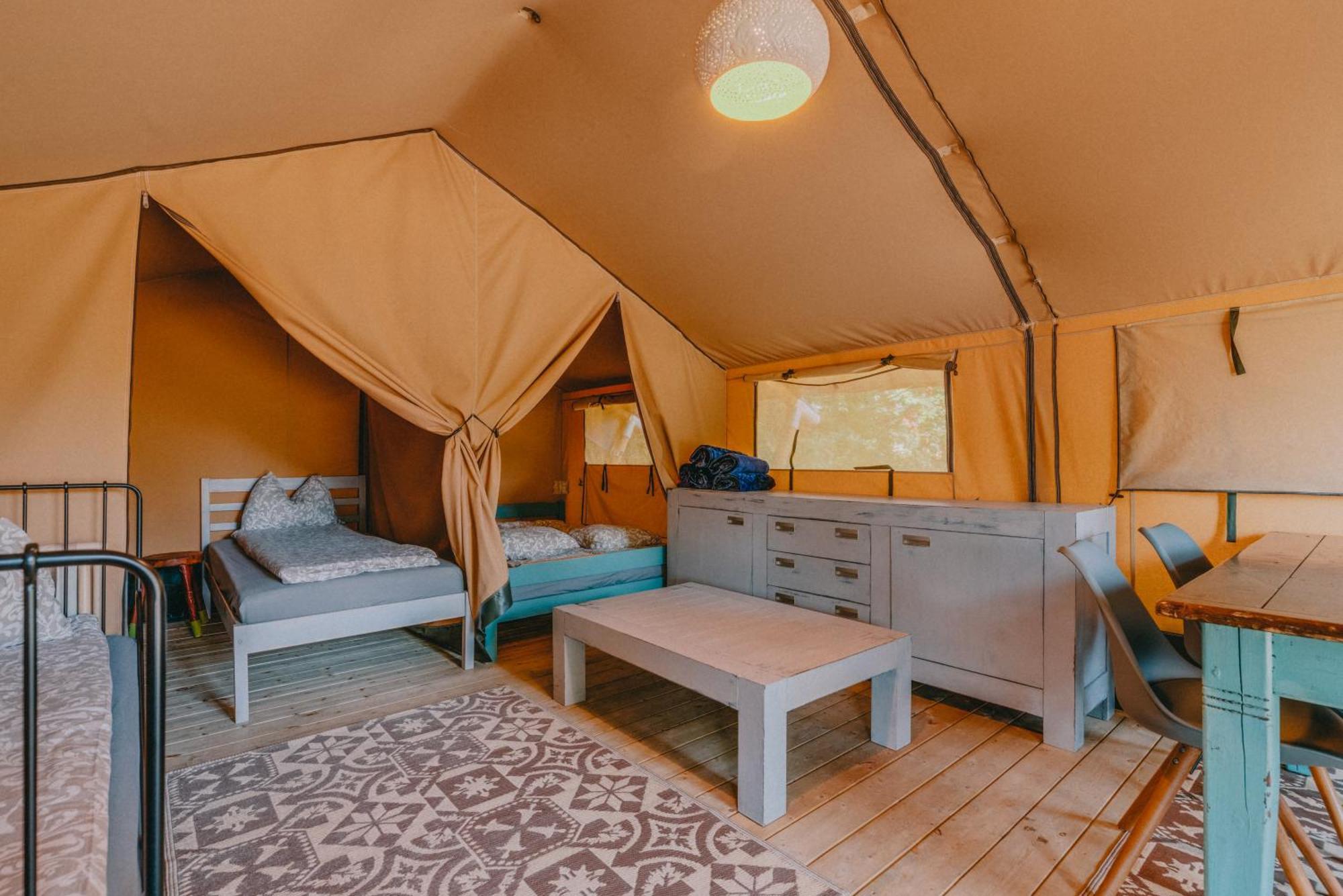 Готель Rendes Glamping Balatonrendes Екстер'єр фото