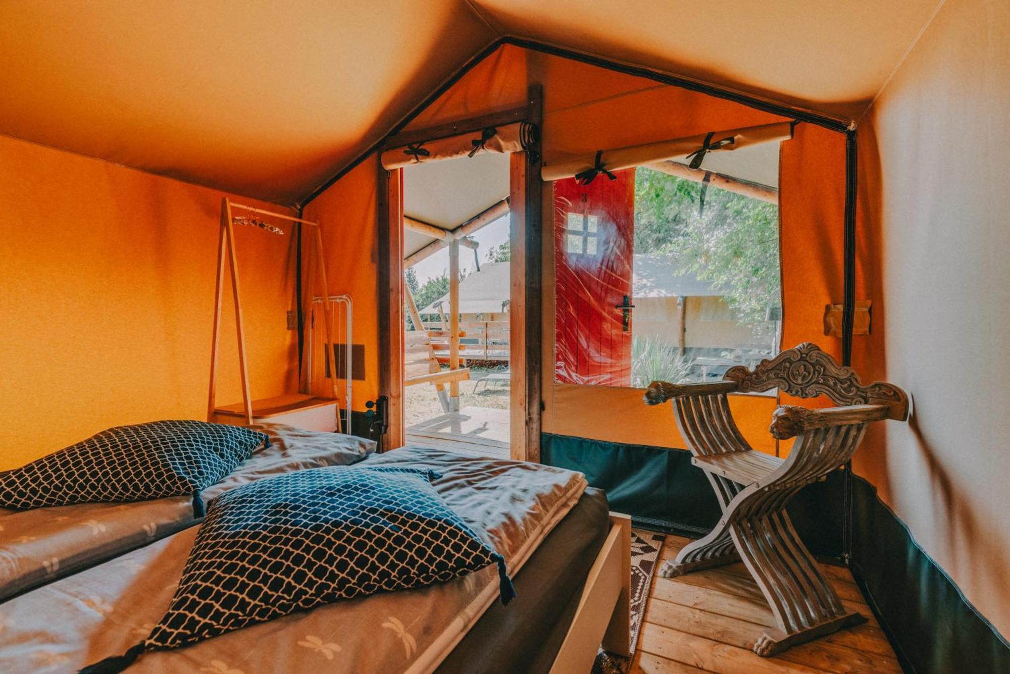 Готель Rendes Glamping Balatonrendes Екстер'єр фото