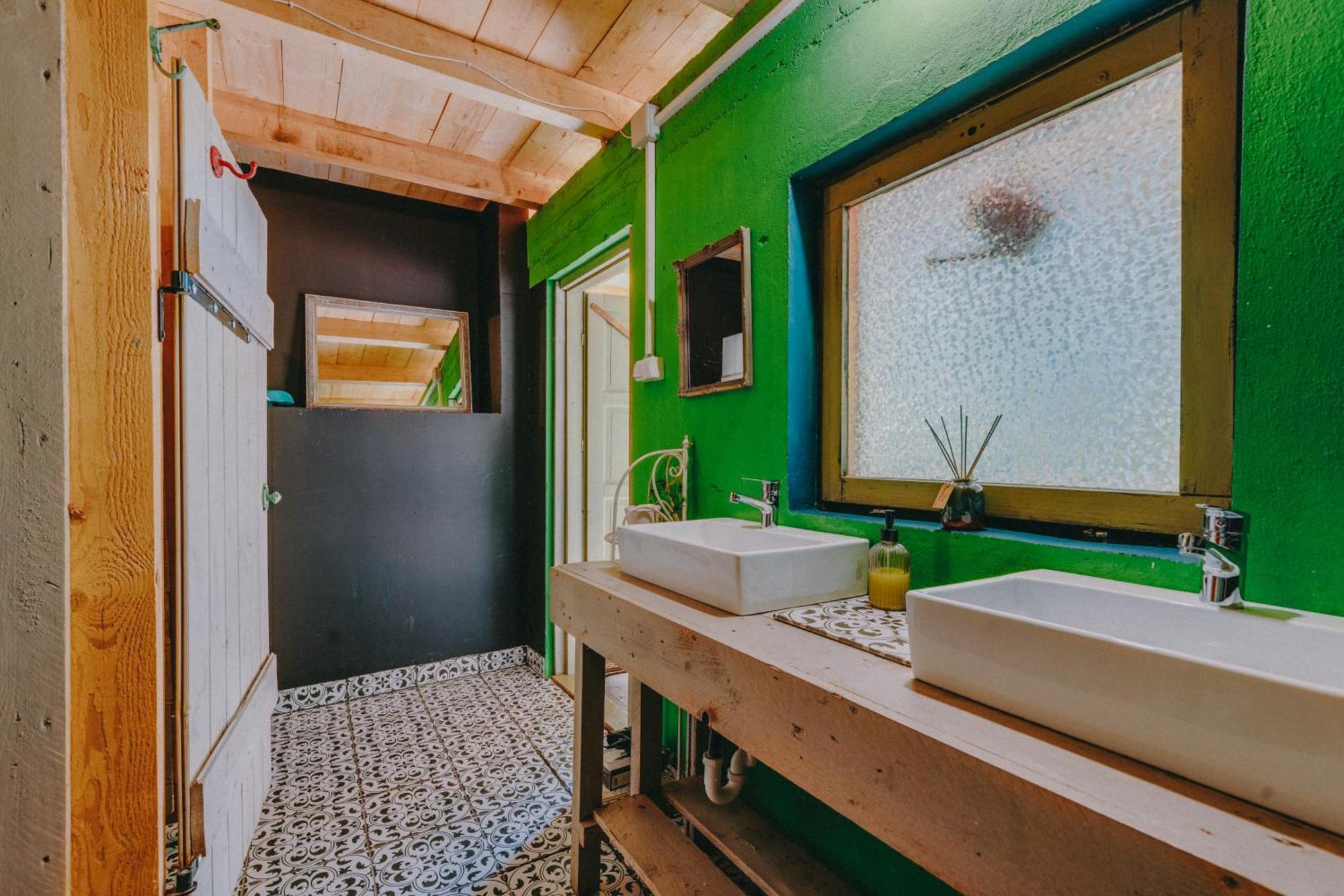 Готель Rendes Glamping Balatonrendes Екстер'єр фото