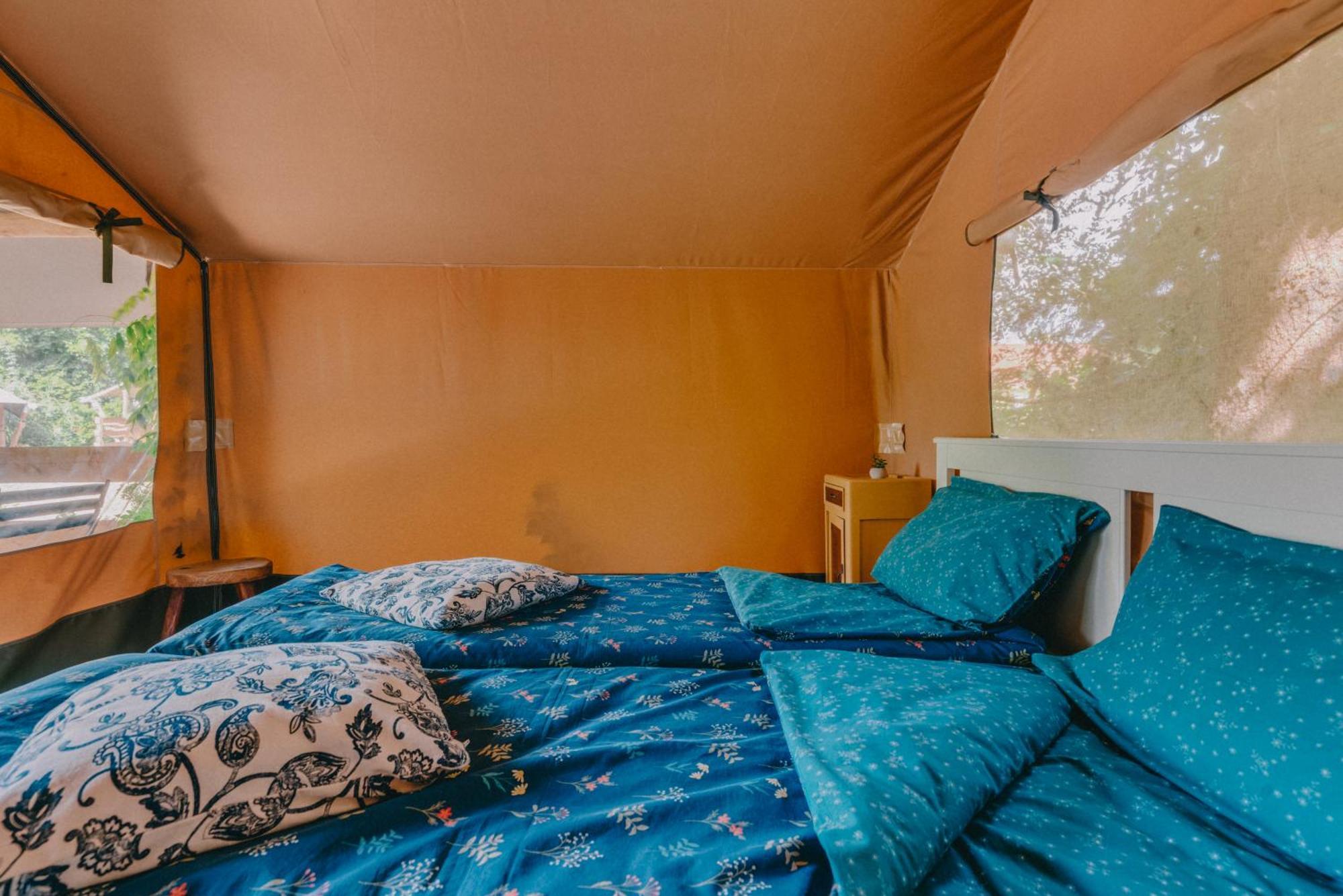Готель Rendes Glamping Balatonrendes Екстер'єр фото